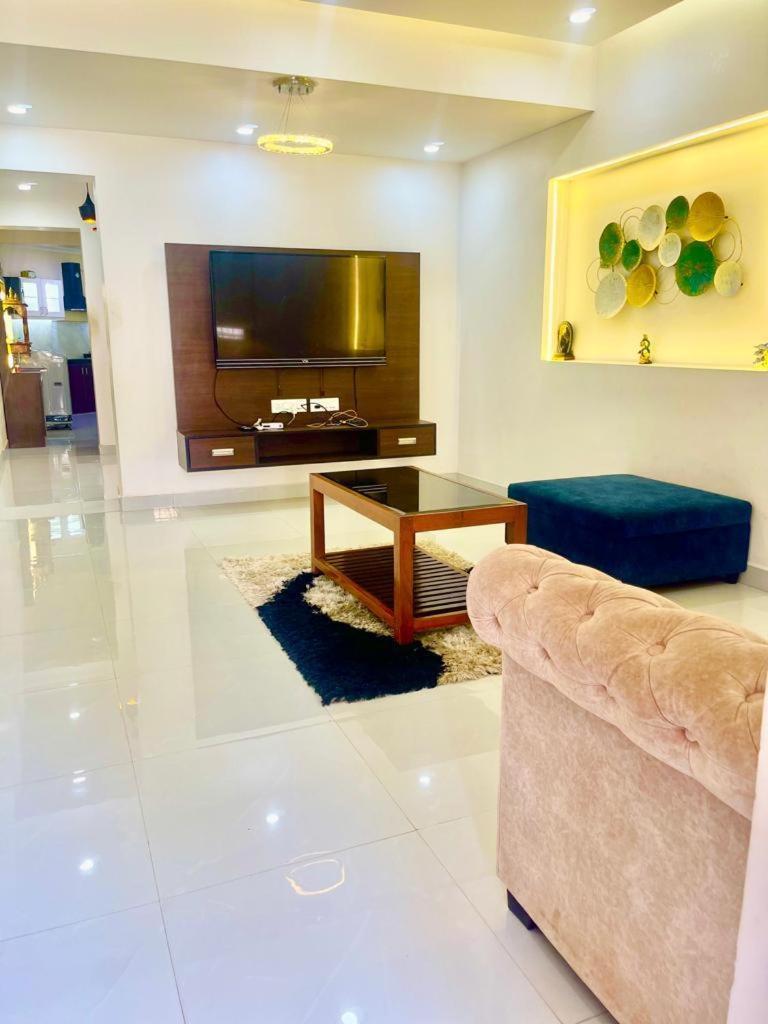 5 Bhk Villa Калангуте Екстериор снимка